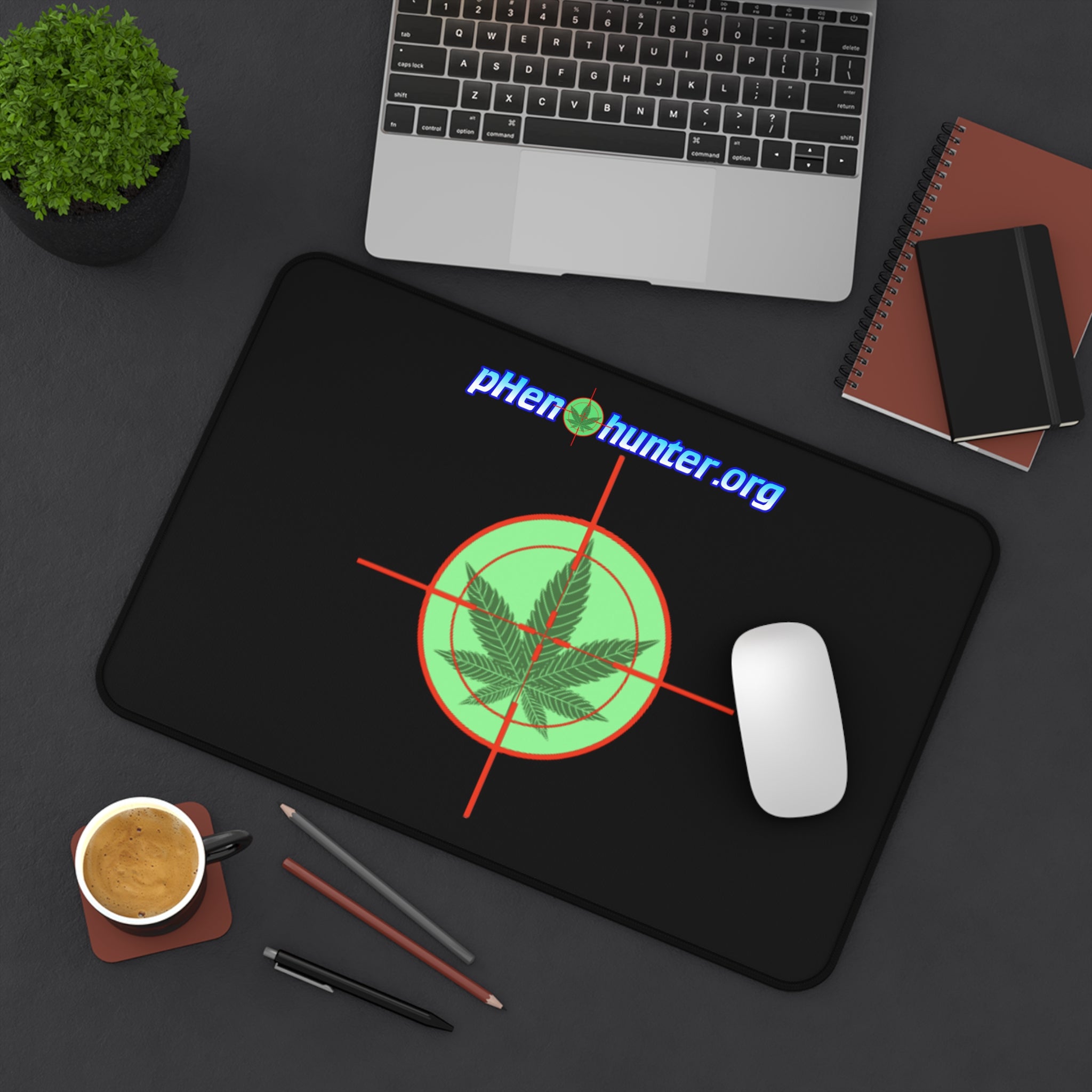 pH OG Target Desk Mat
