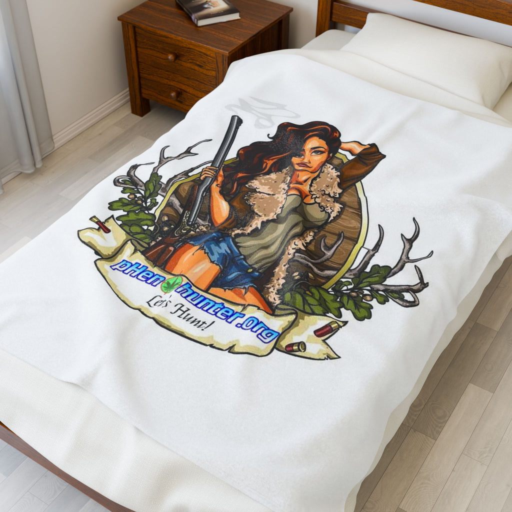 pH Let's Hunt! Plush Blanket White